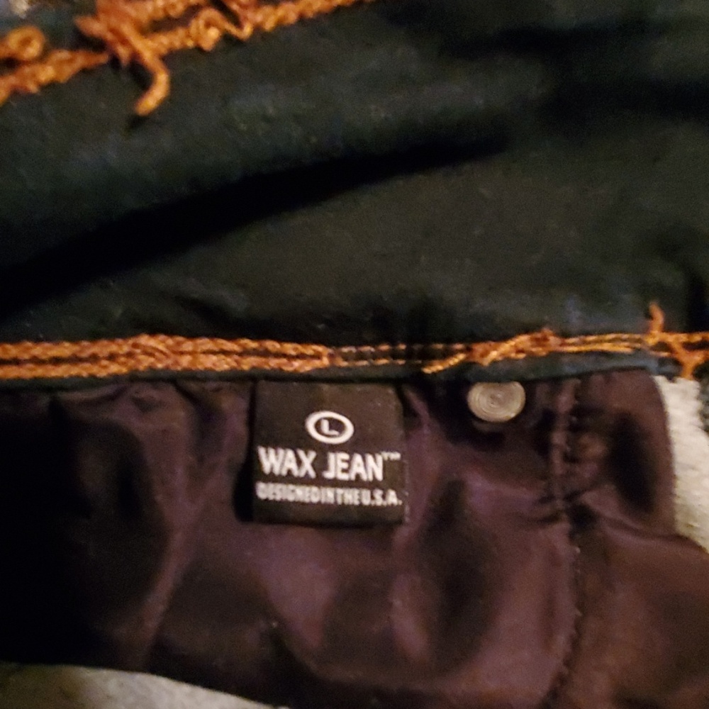 Shorts - Picture 4 of 7